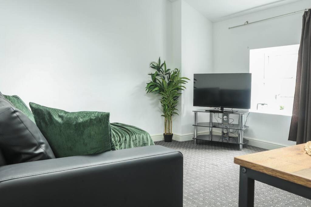 Fully Equipped 2 Bed Flat In Bradford - Sleeps 4 Lejlighed Eksteriør billede